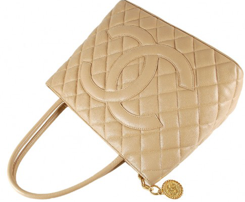 chanel medallion tote celebrities