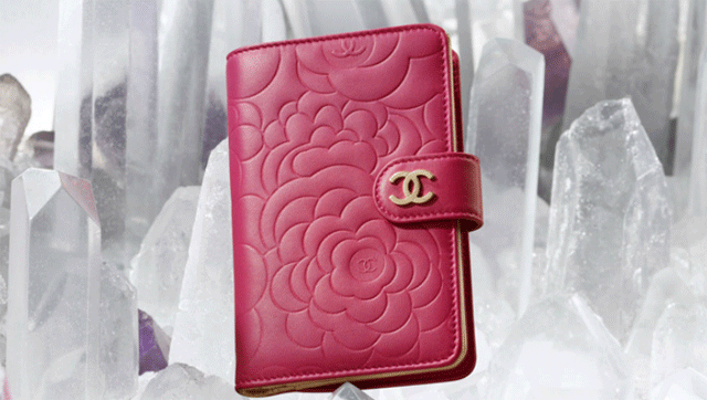 Chanel-Carmellia-embossed-zip-pocket-wallet-in-lambskin-1
