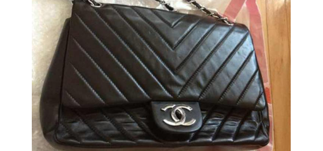 authentic-this-chanel-bag-1