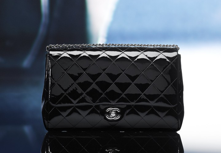 chanel-new-clutch-bag-image-1