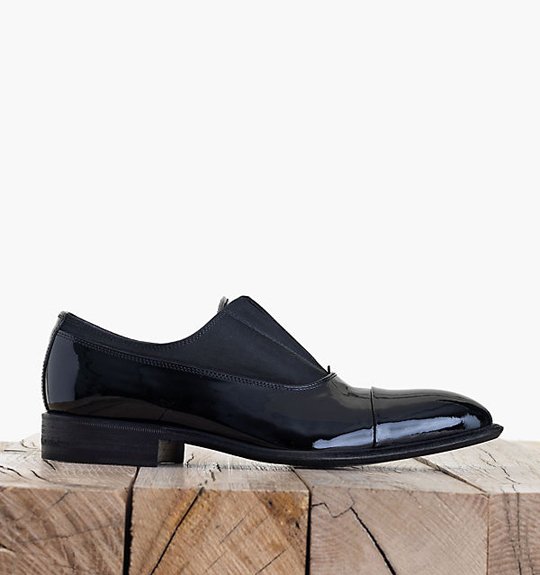Celine-Tuxedo-Pointy-Toe-Shoe-in-Patent-Calfskin-Black-1