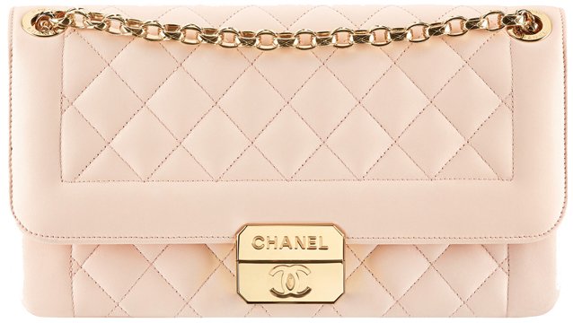 Chanel-lambskin-flap-bag-with-retro-Chanel-clasp-in-pink