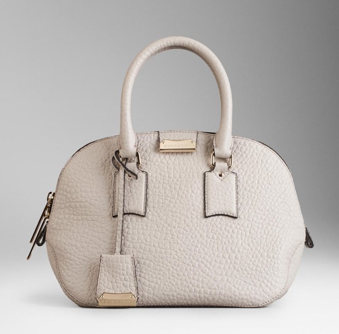 burberry-the-small-orchard-in-heritage-grain-2