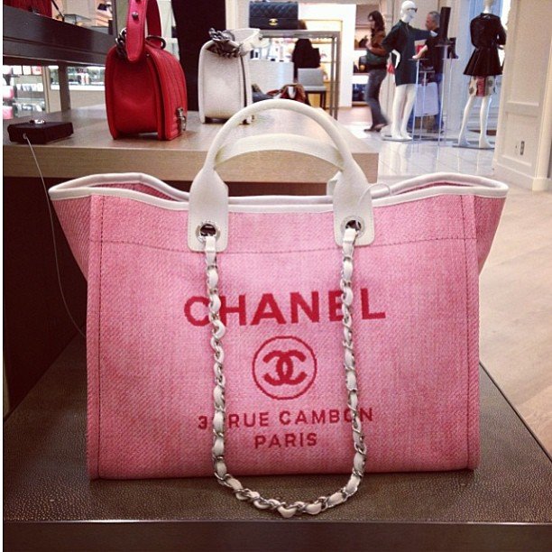 Chanel-Pink-Deauville-Canvas-Tote-Bag-Cruise-2014
