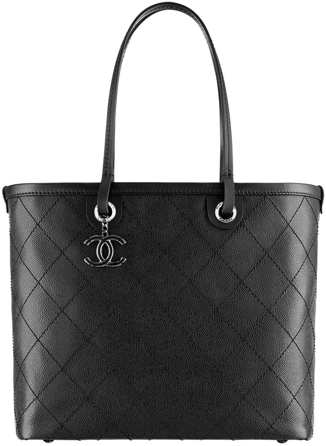 chanel-large-grained-totes-2