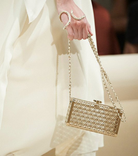 Chanel-Cruise-2014-Bag-Collection-35