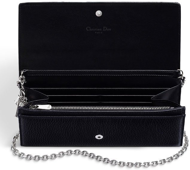 lady-dior-blue-rose-chain-wallet-interior