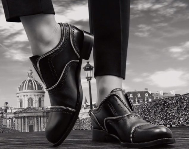 Louis-Vuitton-Fall-2014-Shoe-Ad-Campaign-Paris-2
