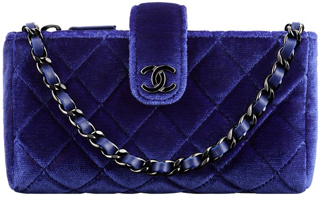 Chanel-Small-Clutch-in-Velvet-with-Long-Chain