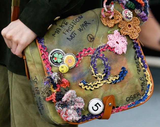 Chanel-Spring-Summer-2015-Runway-Bag-Collection-14
