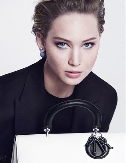 Jennifer-Lawrence-Be-Dior-Flap-Bag-7