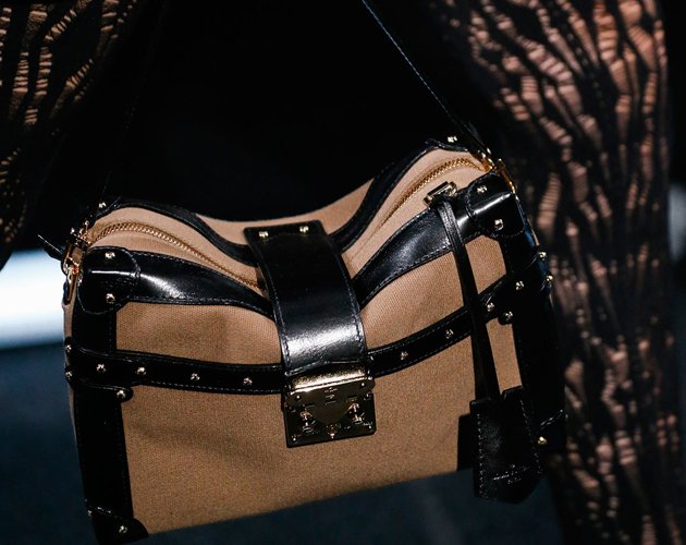 Louis-Vuitton-Spring-Summer-2015-Runway-Bag-Collection-24