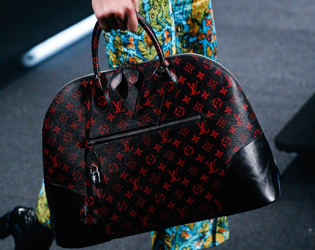 Louis-Vuitton-Spring-Summer-2015-Runway-Bag-Collection-31