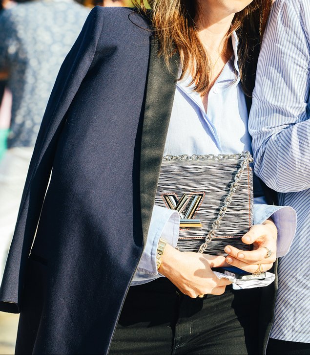 Louis-Vuitton-Shoulder-Bag