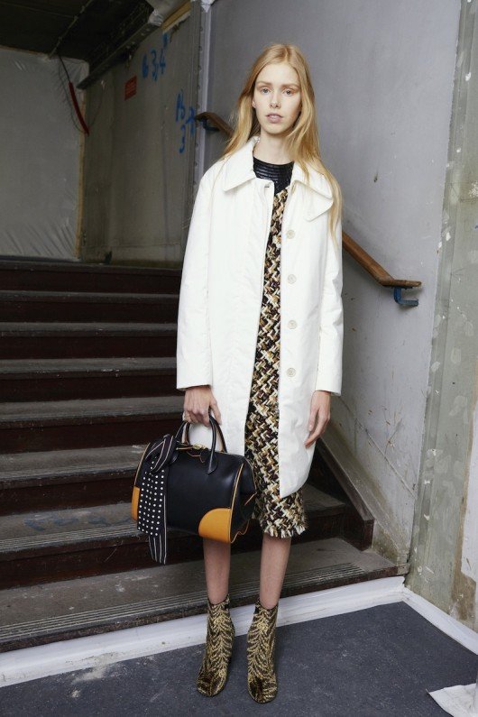 Louis-Vuitton-Pre-Fall-2015-Bag-Campaign-14