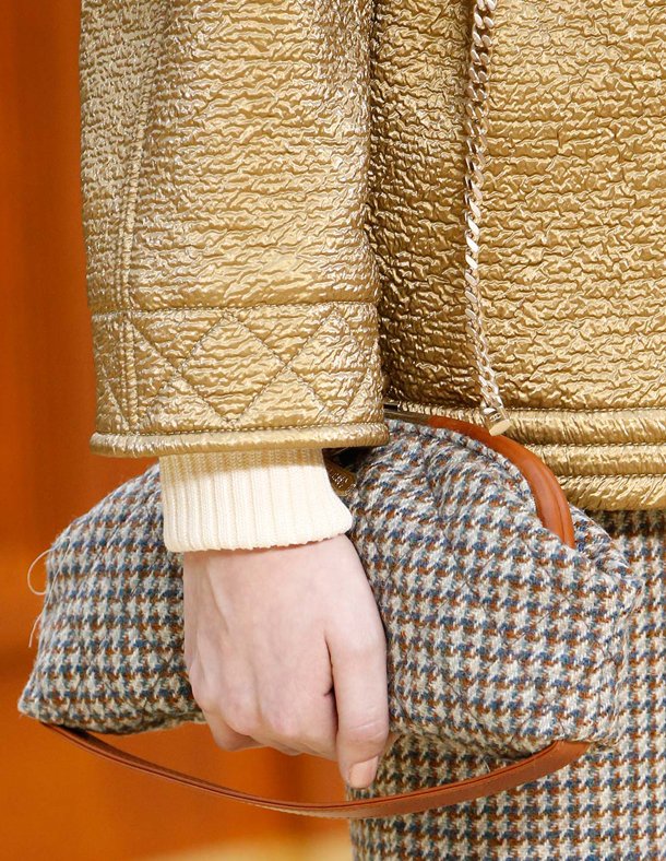 Chanel-Fall-Winter-2015-Runway-Bag-Collection-4