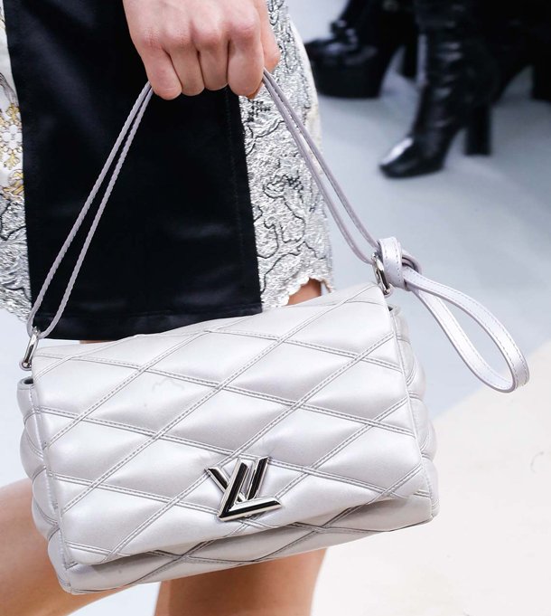 Louis-Vuitton-Fall-Winter-2015-Runway-Bag-Collection-25