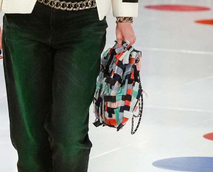 Chanel-Cruise-2016-Bag-Collection-12