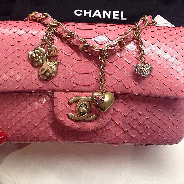 Chanel-Valentine-Flap-Bag-Pink-Python-2