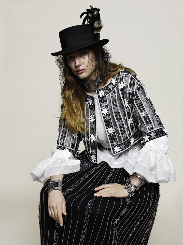Chanel-Métiers-d’Art-Pre-Fall-2015-Lookbook-7