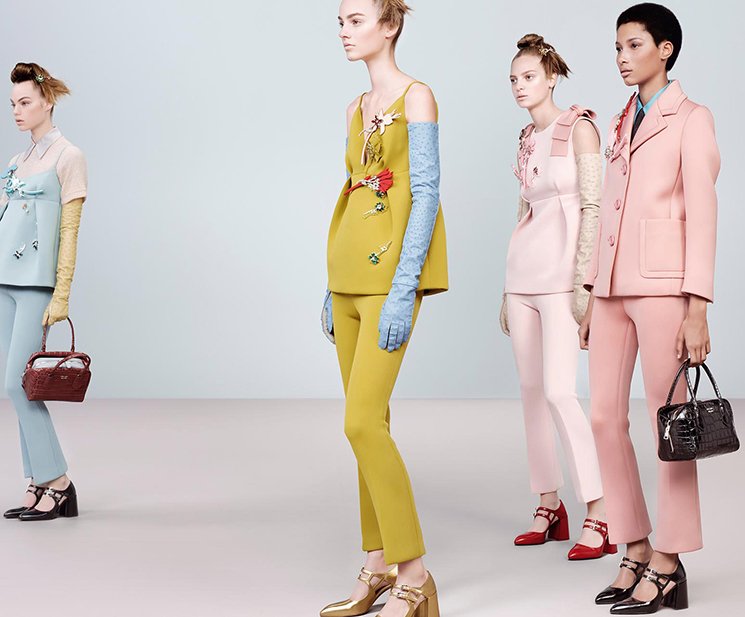 Prada-Fall-Winter-2015-Ad-Campaign-Featuring-The-Inside-Tote-Bag-4