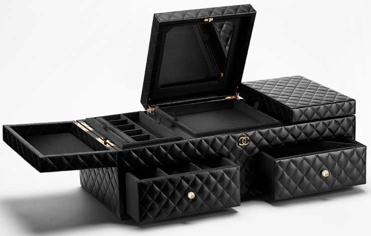 Chanel-Jewelry-Boxes-5