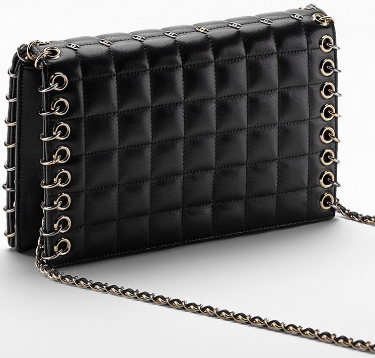 Chanel Metal CC Signature Clutch Bag with Chain | Bragmybag