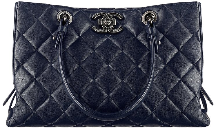 Chanel-Pre-Fall-Winter-2015-Seasonal-Bag-Collection-28