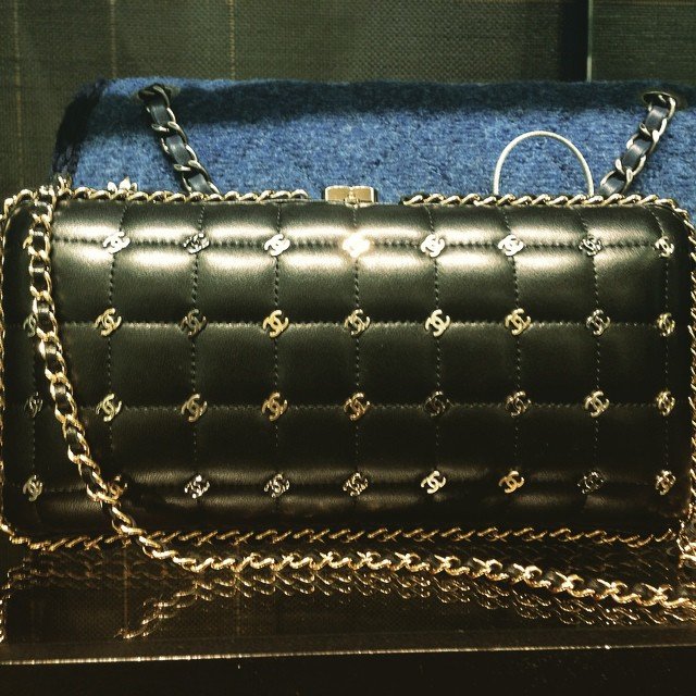 A-Closer-Look-Chanel-Metal-CC-Signature-Clutch-Bag