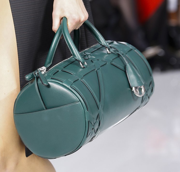 Dior-Spring-Summer-2016-Runway-Bag-Collection-Featuring-New-Tote-Bag-25