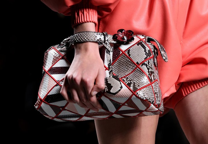 Fendi-Spring-Summer-2016-Runway-Bag-Collection-Featuring-the-new-Peekaboo-Tote-Bag-3