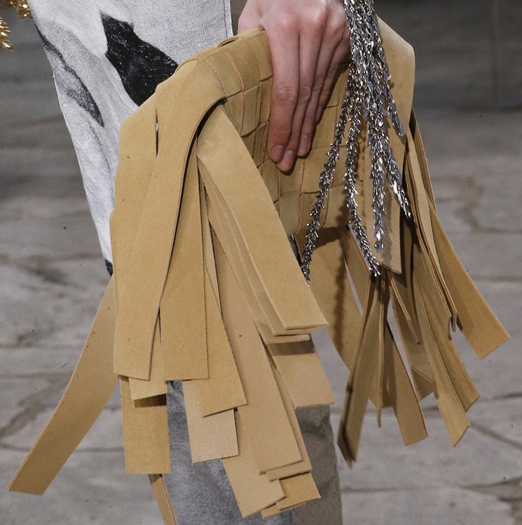 Loewe-Spring-Summer-2016-Runway-Bag-Collection-Featuring-Transparent-Flat-Clutch-11