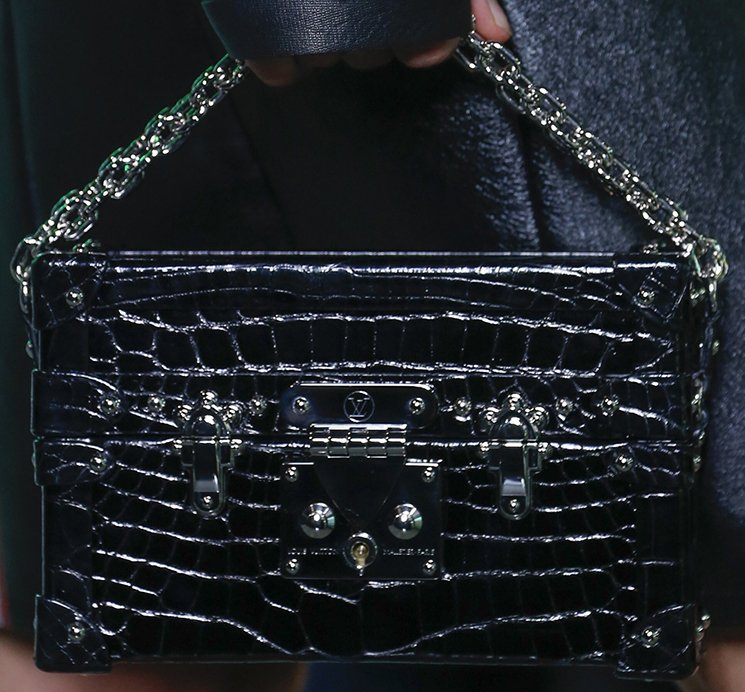 Louis-Vuitton-Spring-Summer-2016-Runway-Bag-Collection-Featuring-The-New-Petite-Malle-Bag-8