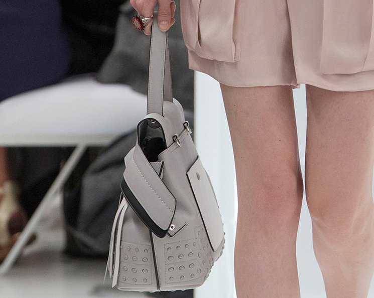 Tods-Spring-Summer-2016-Runway-Bag-Collection-Featuring-The-New-Shoulder-Bag-15