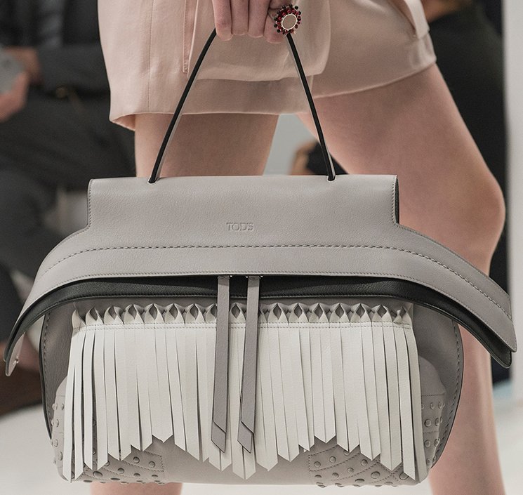 Tods-Spring-Summer-2016-Runway-Bag-Collection-Featuring-The-New-Shoulder-Bag-16