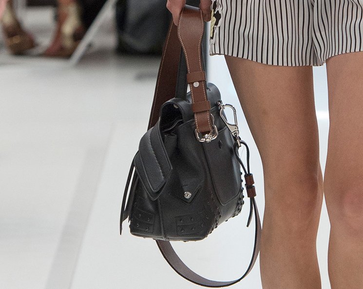 Tods-Spring-Summer-2016-Runway-Bag-Collection-Featuring-The-New-Shoulder-Bag-9