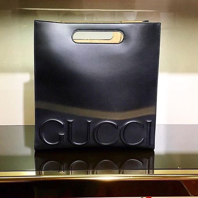 gucci embossed tote