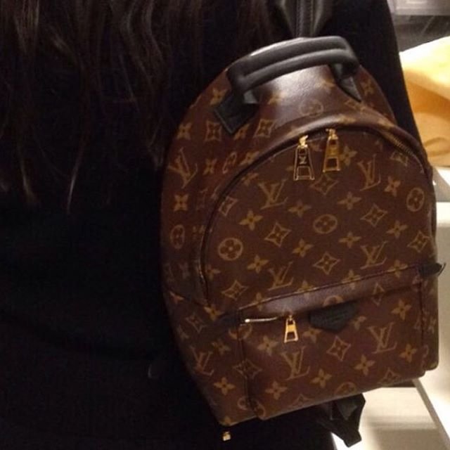 A-Closer-Look-Louis-Vuitton-Palm-Spring-Backpack