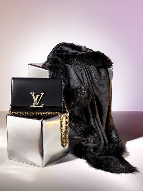 Louis-Vuitton-Holiday-2015-Collection-11