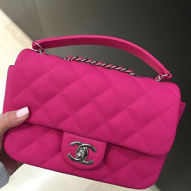 A-New-Chanel-Quilted-Flap-Bag-Has-Been-Released-In-Store-4