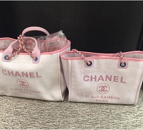 Chanel-Deauville-Tote-Bag-For-Cruise-2016-Collection-8