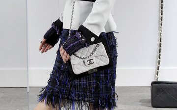 Chanel Extra Mini Classic Flap Bag White thumb