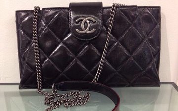 Chanel Duo Color Clutch Bag thumb