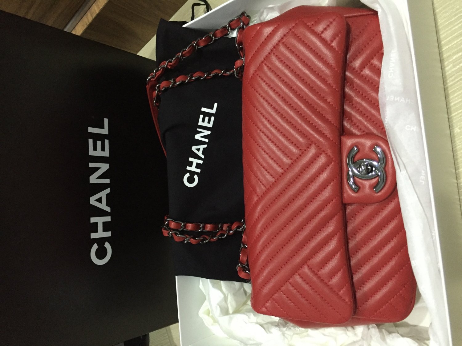 A Closer Look: Chanel CC Crossing Flap Bag