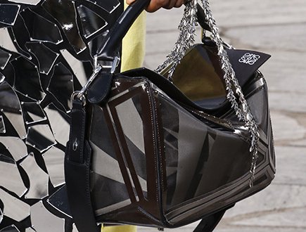 Loewe Spring Summer 2016 Runway Bag Collection Featuring New Puzzle Bags thumb
