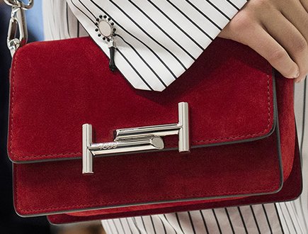 Tods Spring Summer 2016 Runway Bag Collection Featuring The New Shoulder Bag thumb