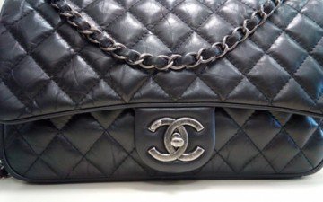 Chanel Easy Calfskin Flap Bag thumb