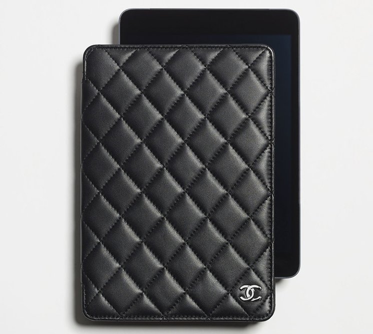 Chanel-Quilted-Tablet-Holders-3