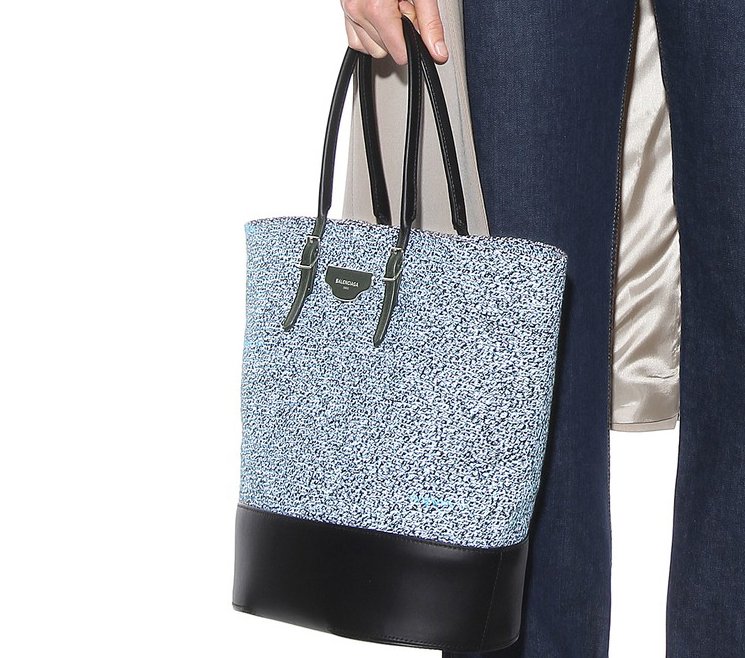 Balenciaga-Fabric-Shopper-Bag-4
