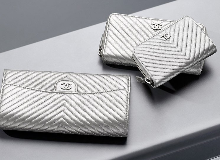 Chanel-Metallic-Flap-Wallet-And-Mini-Accessories-4